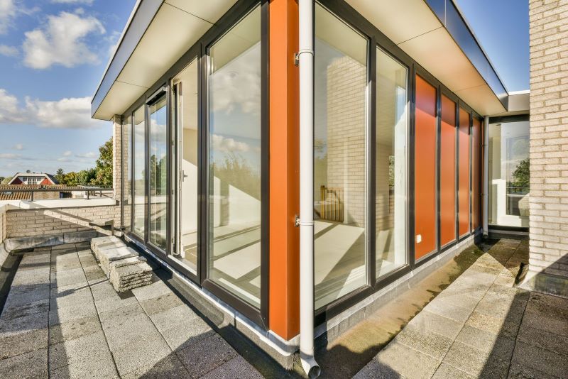 Fiberglass vs vinyl windows